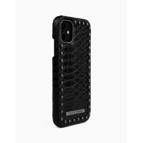 iDeal of Sweden Statement SS21 Back Case priekš Apple iPhone 11 - Beatstuds Black Snake - mākslīgās ādas aizmugures apvalks ar iebūvētu metālisku plāksni / bampers-vāciņš