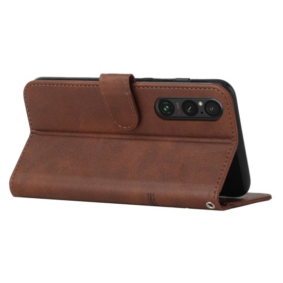 Calf Wallet Stand Leather Book Case priekš Sony Xperia 1 V - Brūns - sāniski atverams maciņš ar magnētu un stendu