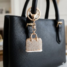 Woman Bag Keychain - Balts - Piekarināms aksesuārs / Somas piekariņš