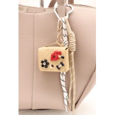 Square Bag Keychain - Bēšs - Piekarināms aksesuārs / Somas piekariņš