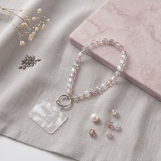 Universal Beaded / Crystal Phone Charm Wrist Strap
- Round & Square Faceted - Clear Pink - Dzidra rozā - Universāla pērlīšu / kristālu telefona rokas siksniņa