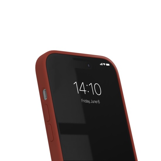iDeal of Sweden Silicone MagSafe Back Case priekš Apple iPhone 14 - Dark Amber - silikona aizmugures apvalks / bampers-vāciņš