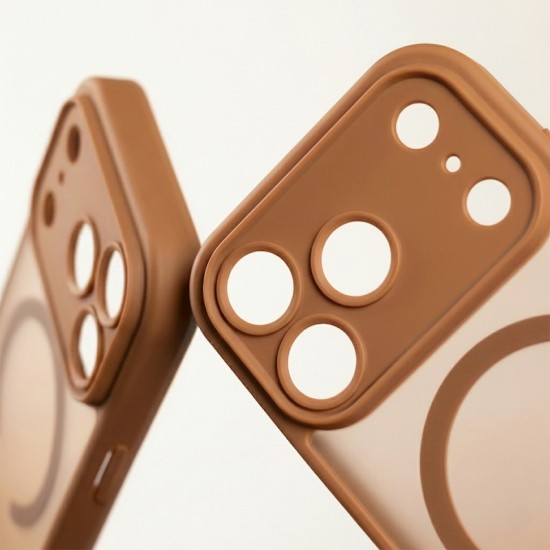 Mag Matt Case with MagSafe (camera protection) priekš Apple iPhone 17 Pro - Brūns - matēts silikona-plastikāta aizmugures apvalks / bampers-vāciņš