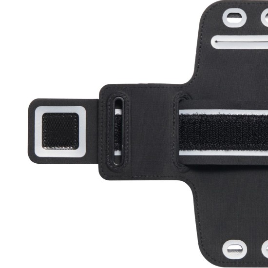 Spigen A703 Universal Sport Armband priekš viedtālruņiem ar 6.5 - 6.9 inch ekrānu - Melns - Universāls maks ietvars - Sporta futrālis rokas aproce fitnesam saite