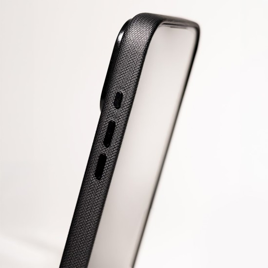 Etteri Elegant Mag Case with MagSafe priekš Apple iPhone 17 Pro Max - Melns - auduma aizmugures apvalks / bampers-vāciņš