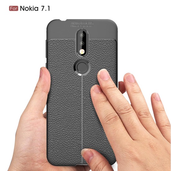 Litchi Skin PU Leather Coated TPU Mobile Phone Case priekš Nokia 7.1 (2018) - Melns - ādas imitācijas triecienizturīgs silikona aizmugures apvalks (maciņš, bampers, vāciņš, slim cover, bumper, back case)